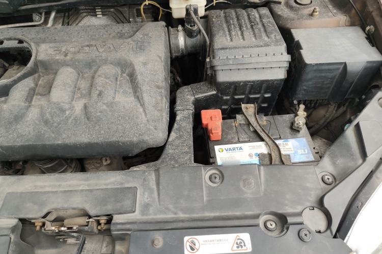 Used Chery Tiggo 5 2014 2.0L CVT Family Deluxe Edition Engine Bay Left