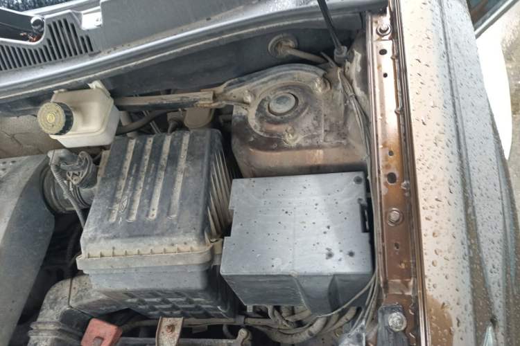 Used Chery Tiggo 5 2014 2.0L Manual - Family Deluxe Edition Engine Bay Left