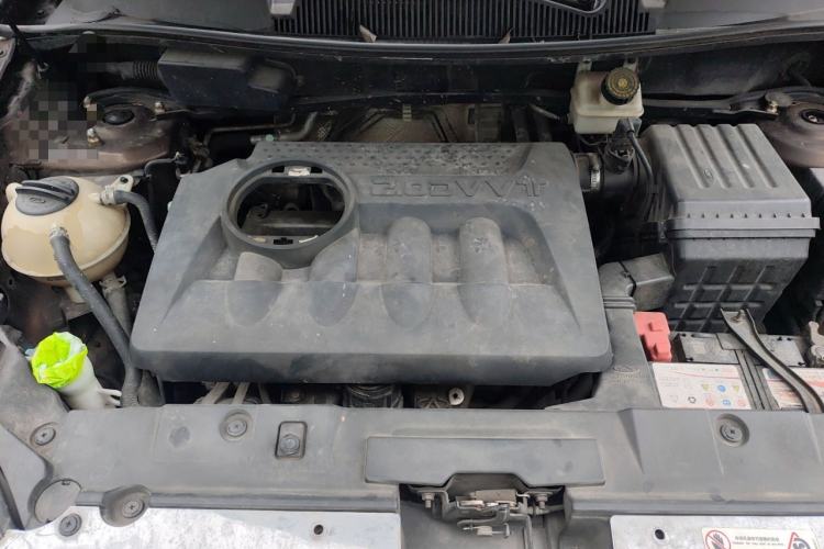 Used Chery Tiggo 5 2014 2.0L Manual - Family Deluxe Edition Engine Bay