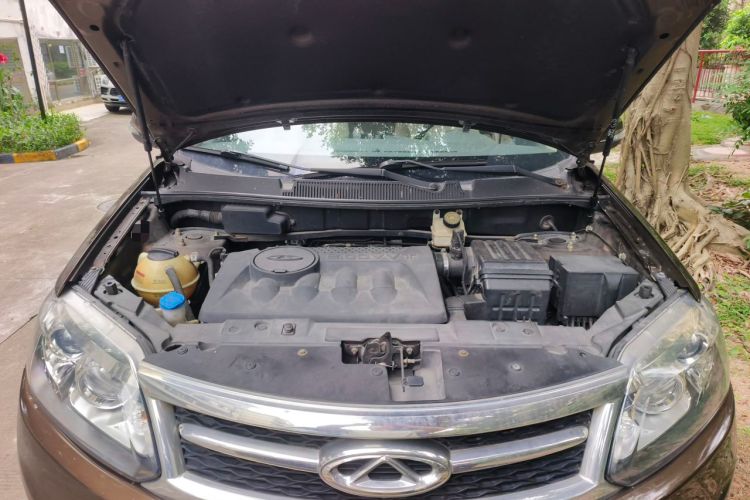 Used Chery Tiggo 5 2014 2.0L CVT Family Deluxe Edition Engine Bay