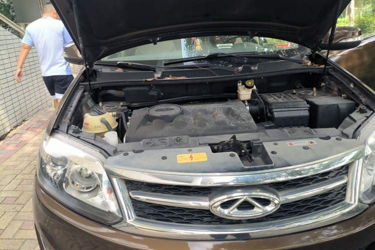 Used Chery Tiggo 5 2014 2.0L CVT Family Deluxe Edition Engine Bay Right