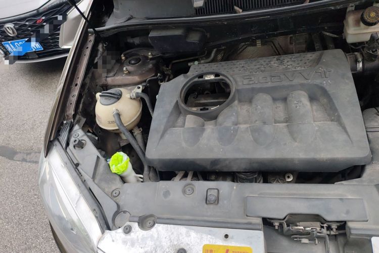 Used Chery Tiggo 5 2014 2.0L Manual - Family Deluxe Edition Engine Bay Right
