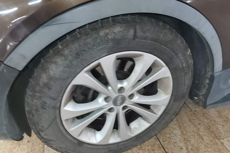 Used Chery Tiggo 5 2014 2.0L CVT Joyful Edition Exterior 4