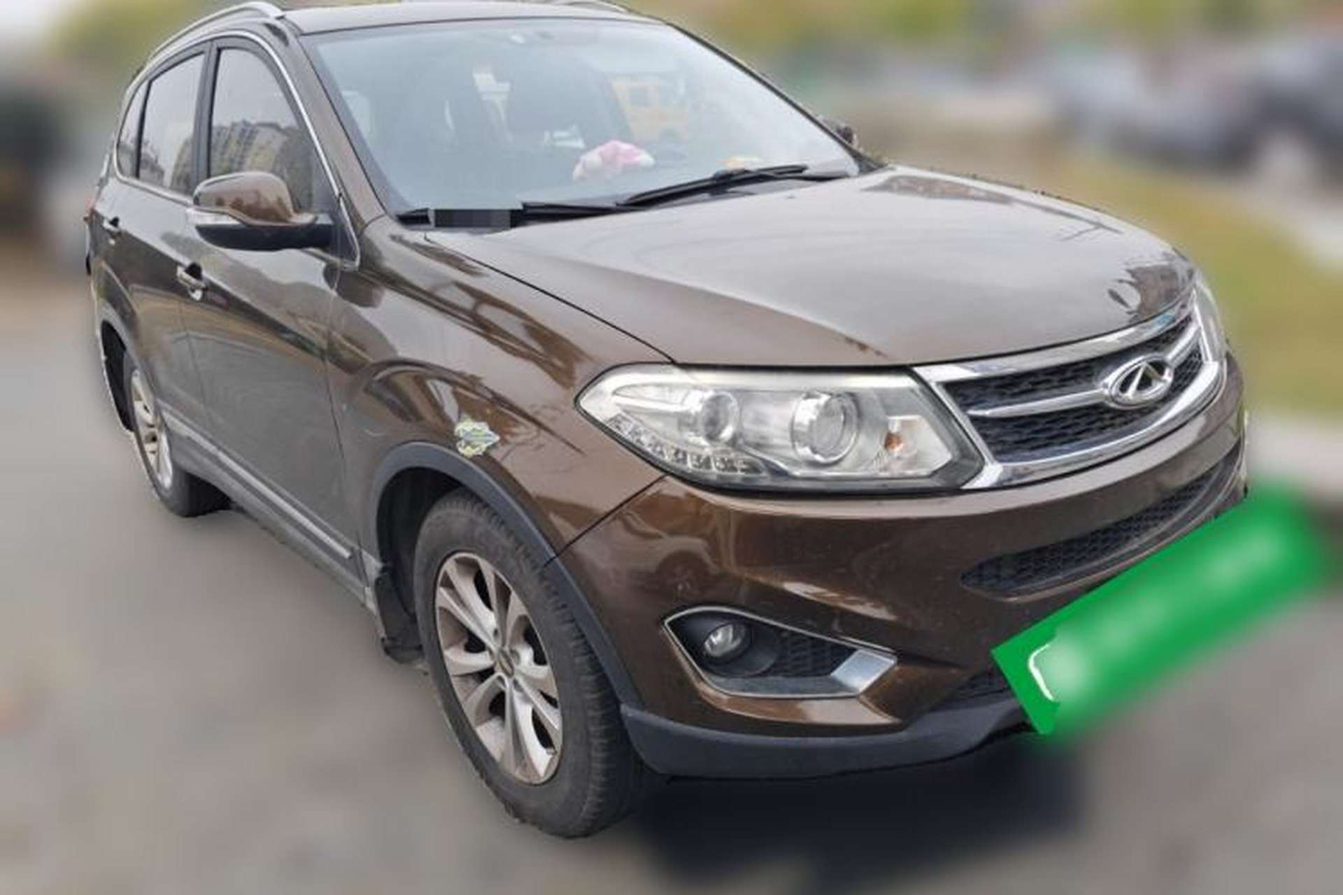 Used Chery Tiggo 5 2014 2.0L CVT Joyful Edition Front Right 45 Deg