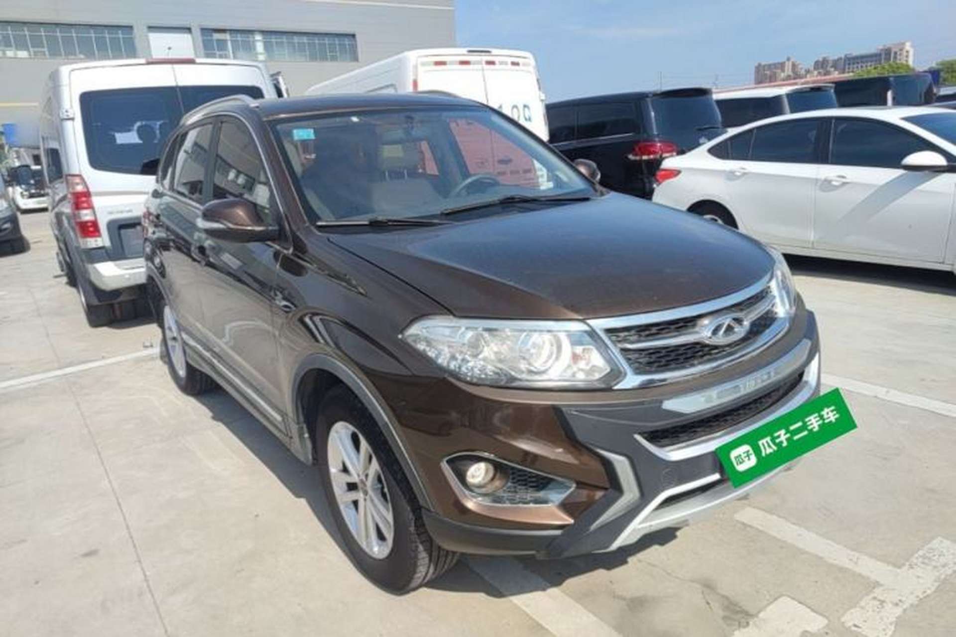 Used Chery Tiggo 5 2014 2.0L CVT Joyful Edition Front Right 45 Deg