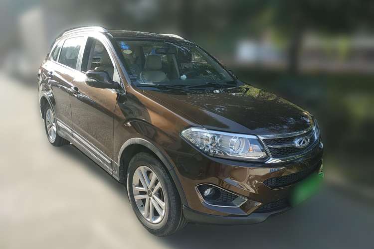 Used Chery Tiggo 5 2014 2.0L CVT Joyful Edition Front Right 45 Deg