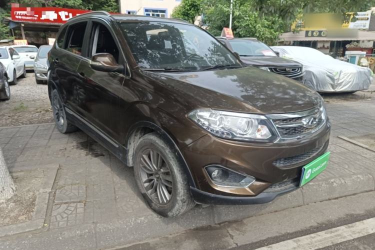 Used Chery Tiggo 5 2014 2.0L CVT Family Deluxe Edition Front Right 45 Deg
