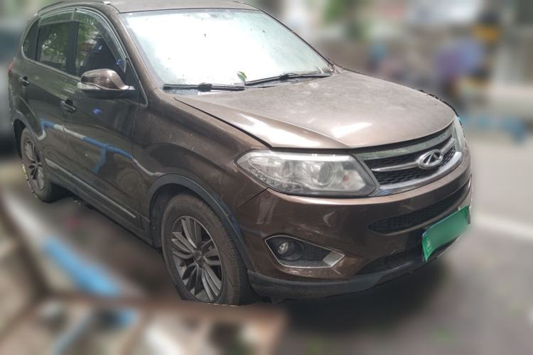 Used Chery Tiggo 5 2014 2.0L CVT Family Deluxe Edition Front Right 45 Deg