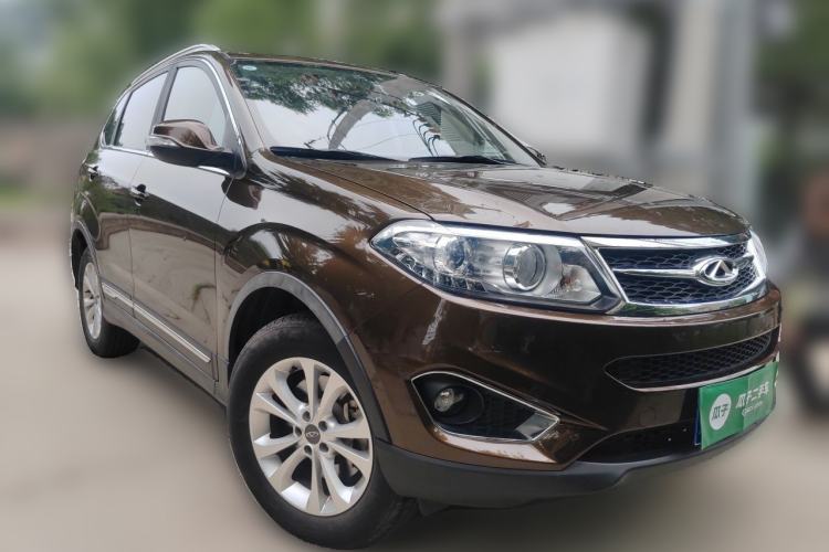 Used Chery Tiggo 5 2014 2.0L Manual - Family Deluxe Edition Front Right 45 Deg