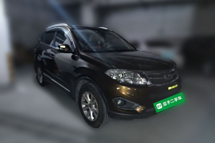 Used Chery Tiggo 5 2014 2.0L CVT Family Deluxe Edition Front Right 45 Deg
