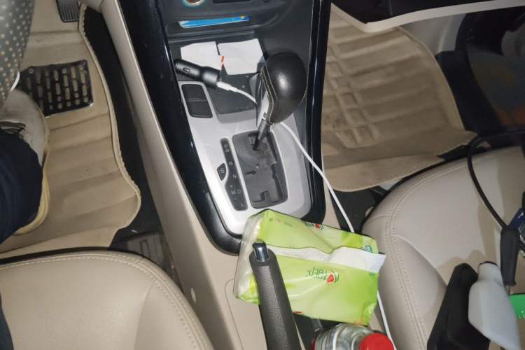 Used Chery Tiggo 5 2014 2.0L CVT Family Deluxe Edition Gear Lever