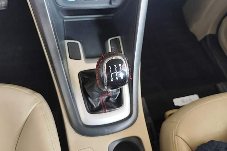 Used Chery Tiggo 5 2014 2.0L Manual Jia Yue Edition Gear Lever