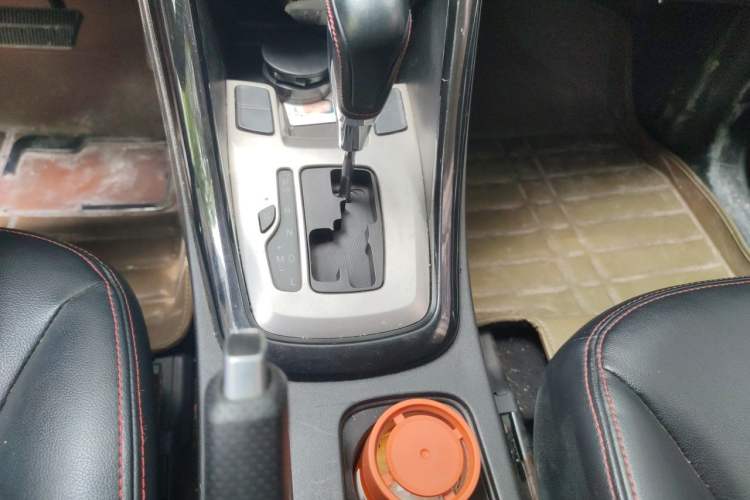 Used Chery Tiggo 5 2014 2.0L CVT Family Deluxe Edition Gear Lever