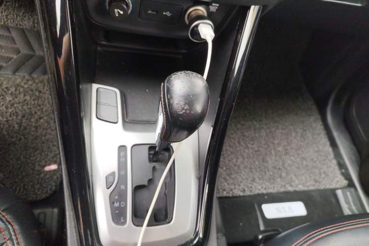 Used Chery Tiggo 5 2014 2.0L CVT Family Deluxe Edition Gear Lever