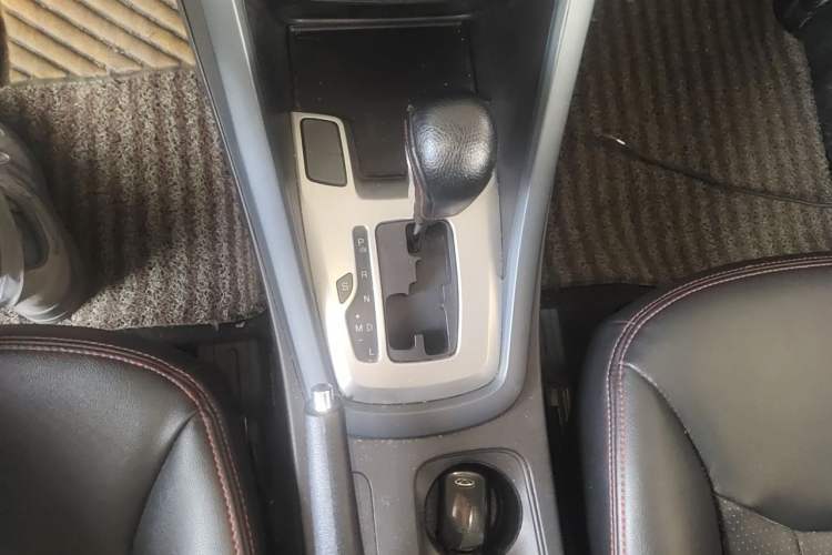 Used Chery Tiggo 5 2014 2.0L CVT Joyful Edition Gear Lever