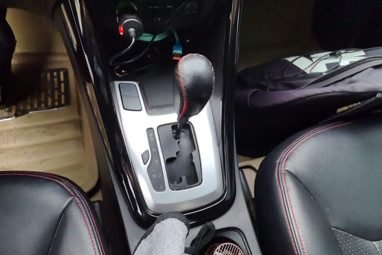 Used Chery Tiggo 5 2014 2.0L CVT Zhiyun Edition Gear Lever