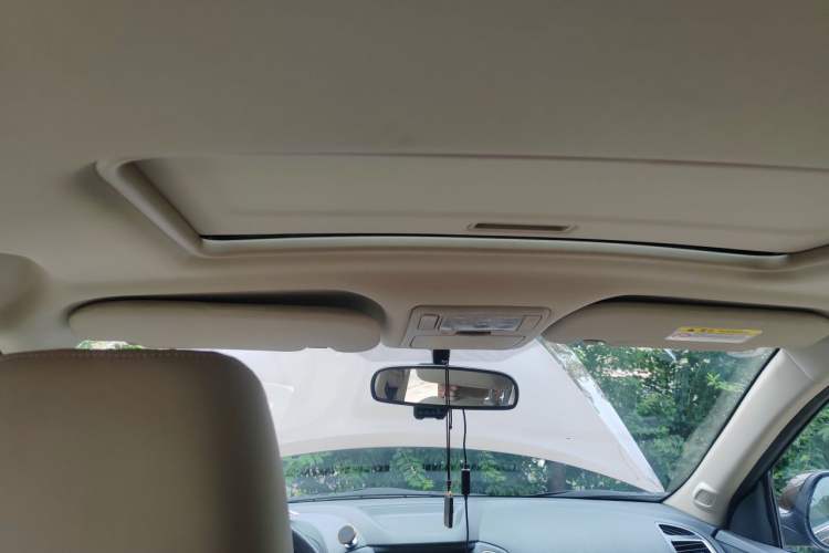 Used Chery Tiggo 5 2014 2.0L Manual - Family Deluxe Edition Headliner