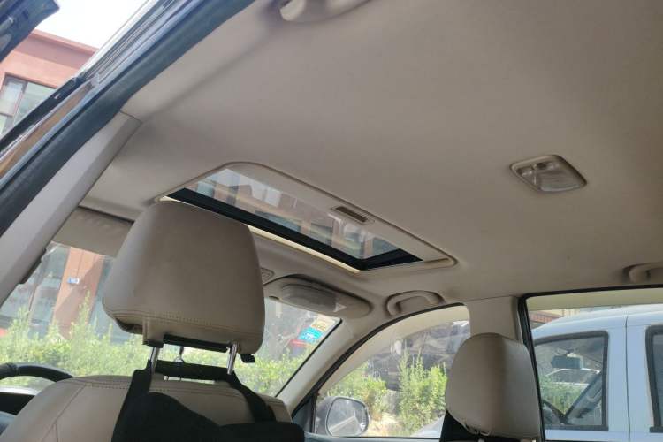 Used Chery Tiggo 5 2014 2.0L CVT Family Deluxe Edition Headliner