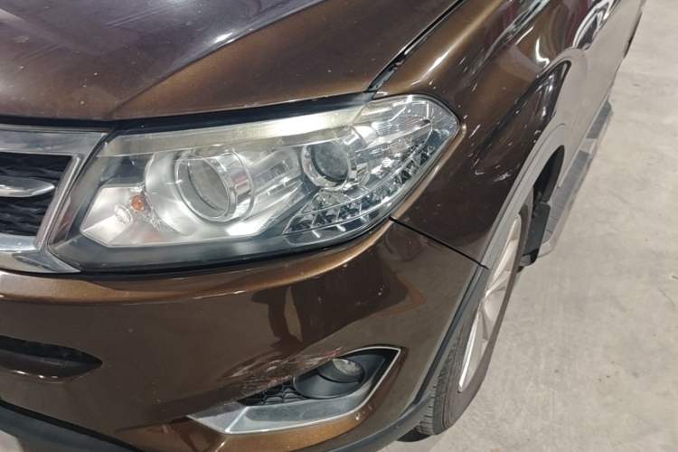 Used Chery Tiggo 5 2014 2.0L CVT Family Deluxe Edition Left Front Headlight