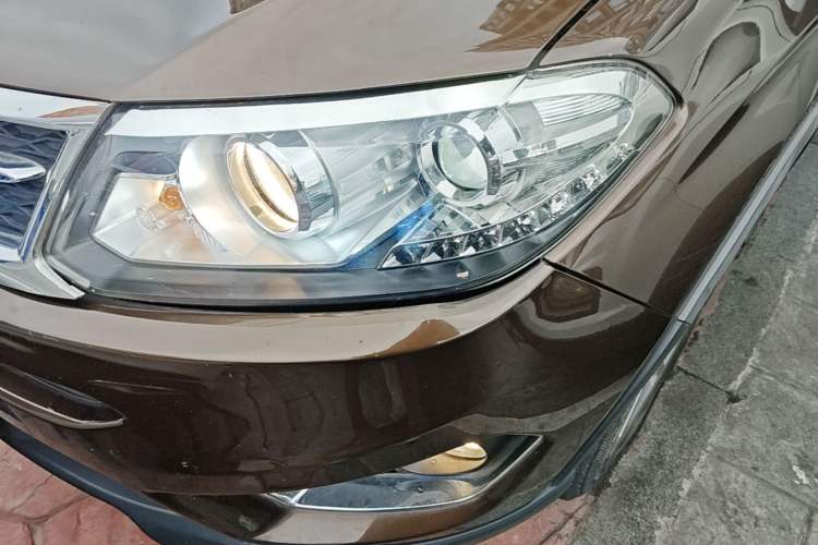 Used Chery Tiggo 5 2014 2.0L CVT Joyful Edition Left Front Headlight