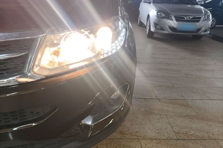 Used Chery Tiggo 5 2014 2.0L CVT Joyful Edition Left Front Headlight