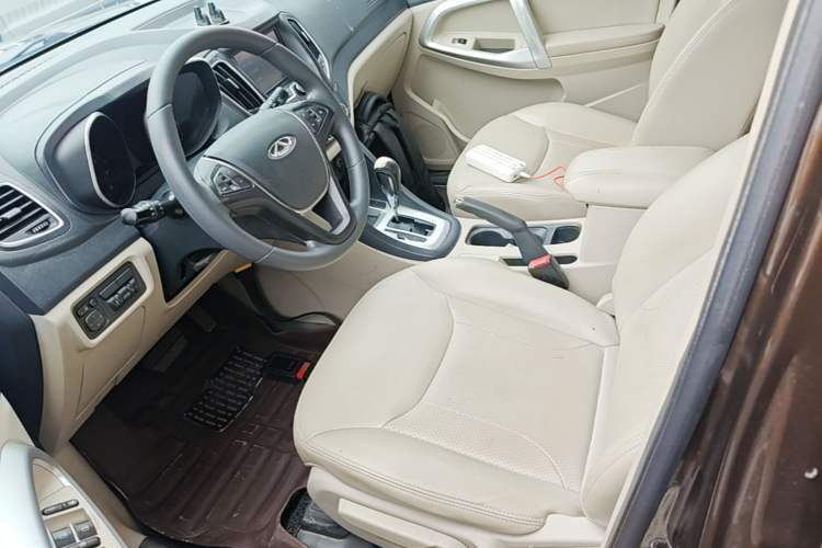 Used Chery Tiggo 5 2014 2.0L CVT Joyful Edition Left Front Seat