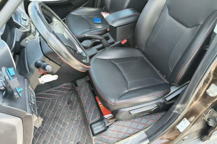 Used Chery Tiggo 5 2014 2.0L CVT Joyful Edition Left Front Seat