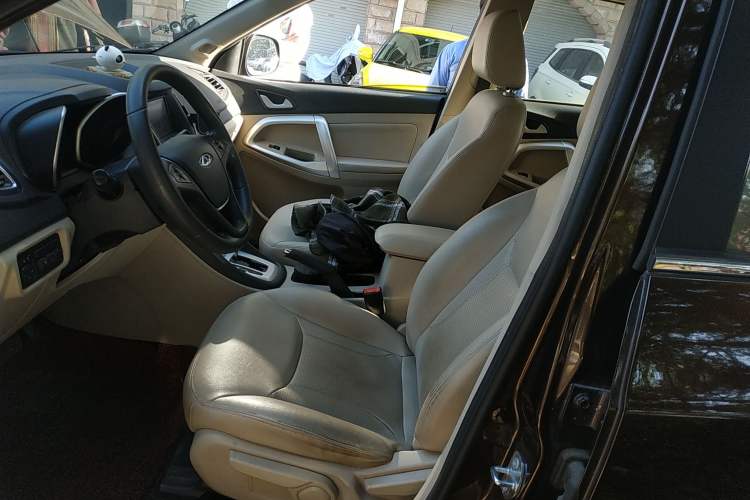 Used Chery Tiggo 5 2014 2.0L CVT Joyful Edition Left Front Seat