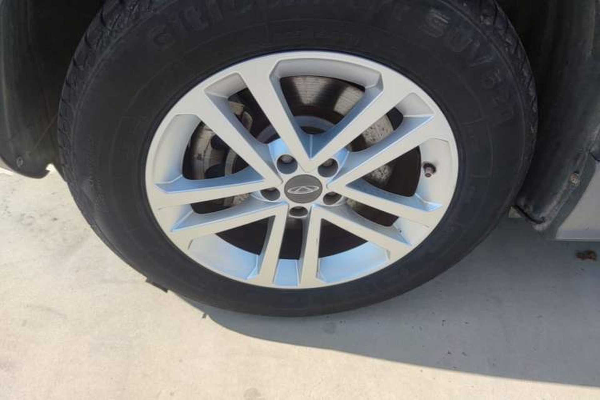 Used Chery Tiggo 5 2014 2.0L CVT Joyful Edition Left Front Wheel Hub