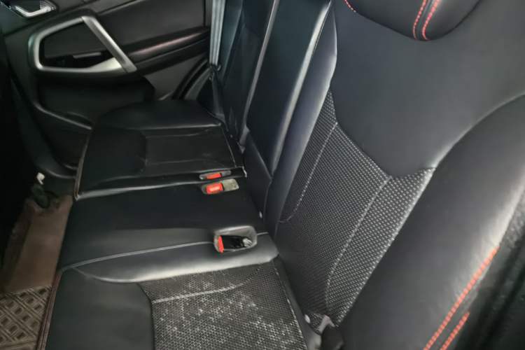 Used Chery Tiggo 5 2014 2.0L CVT Family Deluxe Edition Left Rear Seat