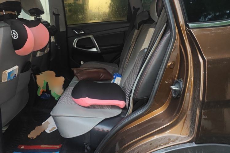 Used Chery Tiggo 5 2014 2.0L CVT Family Deluxe Edition Left Rear Seat