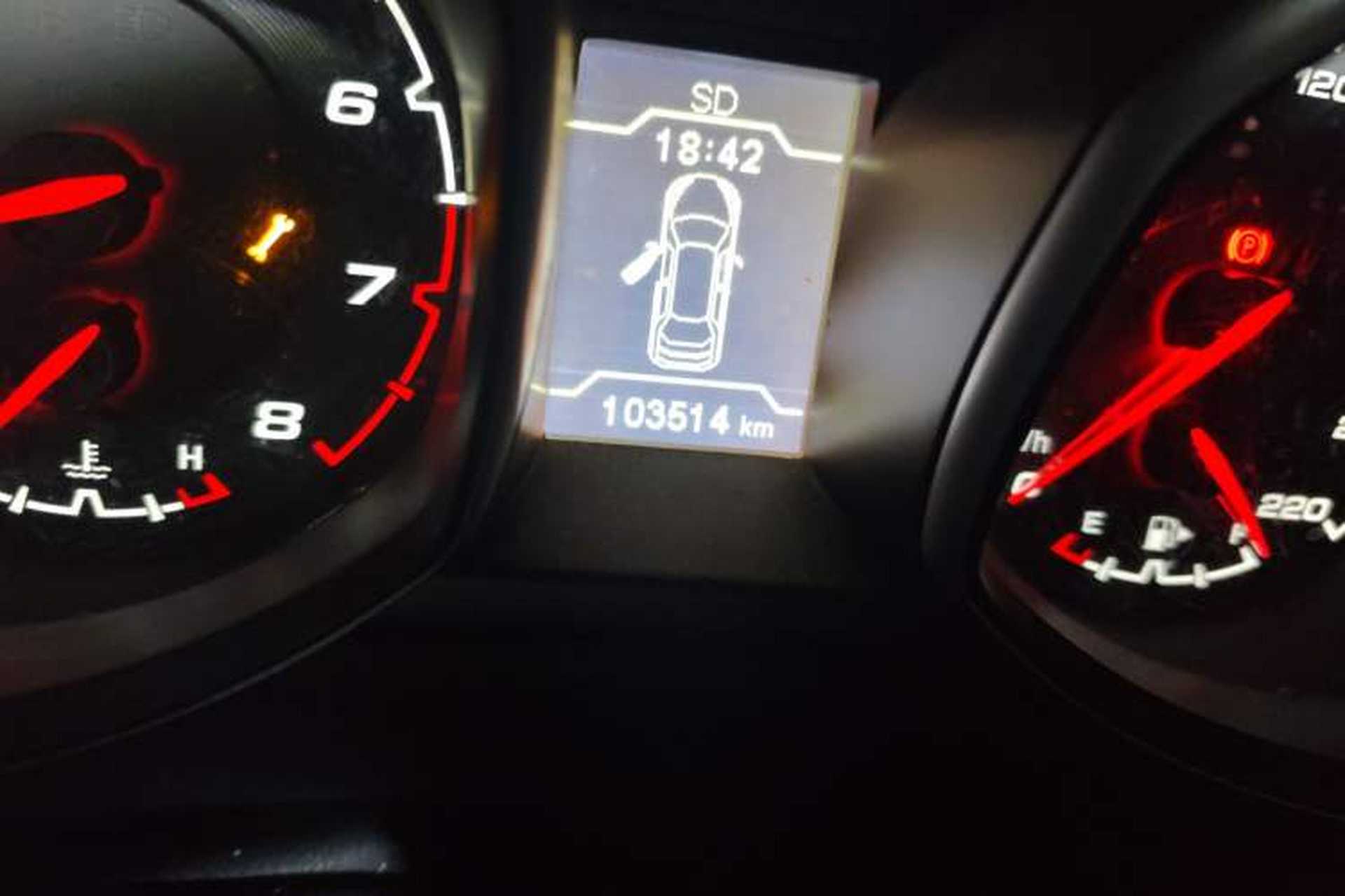 Used Chery Tiggo 5 2014 2.0L Manual Jia Yue Edition Odometer Close Up