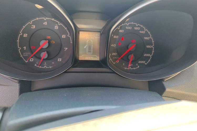 Used Chery Tiggo 5 2014 2.0L CVT Family Deluxe Edition Odometer Close Up