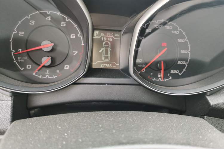 Used Chery Tiggo 5 2014 2.0L CVT Joyful Edition Odometer Close Up
