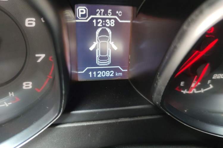 Used Chery Tiggo 5 2014 2.0L CVT Family Deluxe Edition Odometer Close Up