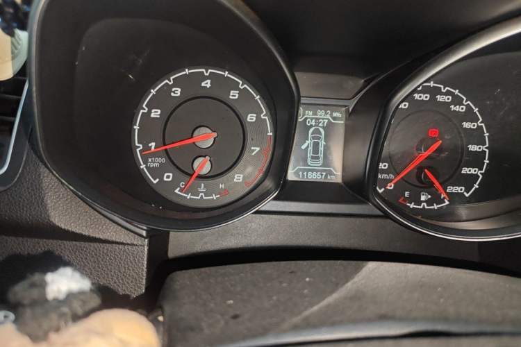 Used Chery Tiggo 5 2014 2.0L CVT Family Deluxe Edition Odometer Close Up