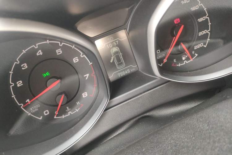 Used Chery Tiggo 5 2014 2.0L CVT Joyful Edition Odometer Close Up