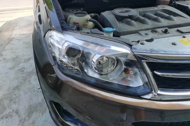 Used Chery Tiggo 5 2014 2.0L CVT Joyful Edition Right Front Headlight