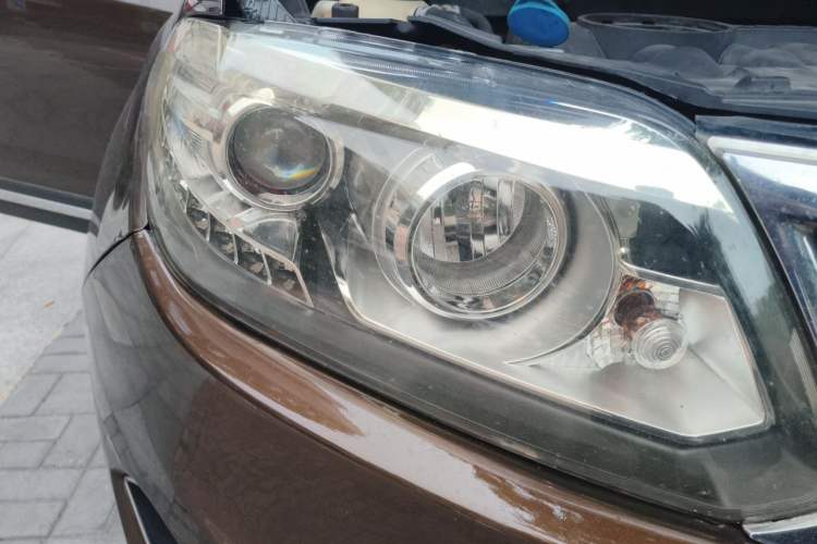 Used Chery Tiggo 5 2014 2.0L CVT Family Deluxe Edition Right Front Headlight