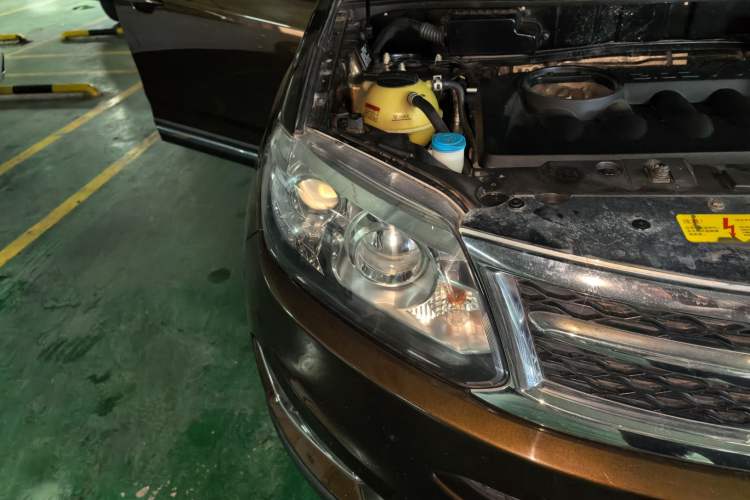 Used Chery Tiggo 5 2014 2.0L CVT Family Deluxe Edition Right Front Headlight