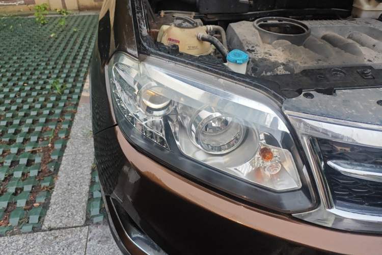 Used Chery Tiggo 5 2014 2.0L CVT Family Deluxe Edition Right Front Headlight