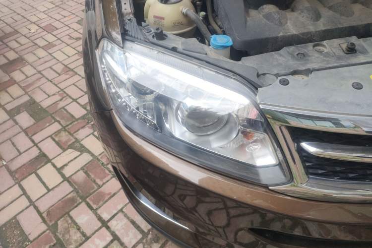 Used Chery Tiggo 5 2014 2.0L CVT Joyful Edition Right Front Headlight