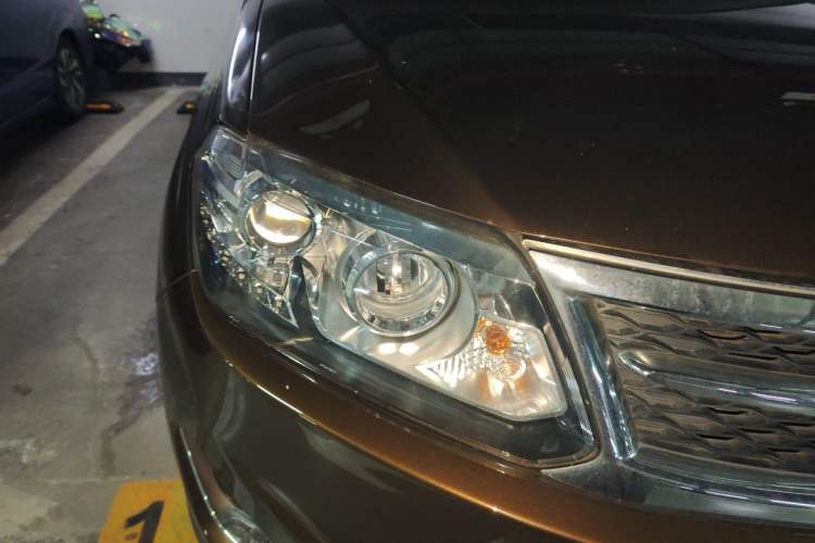 Used Chery Tiggo 5 2014 2.0L CVT Joyful Edition Right Front Headlight
