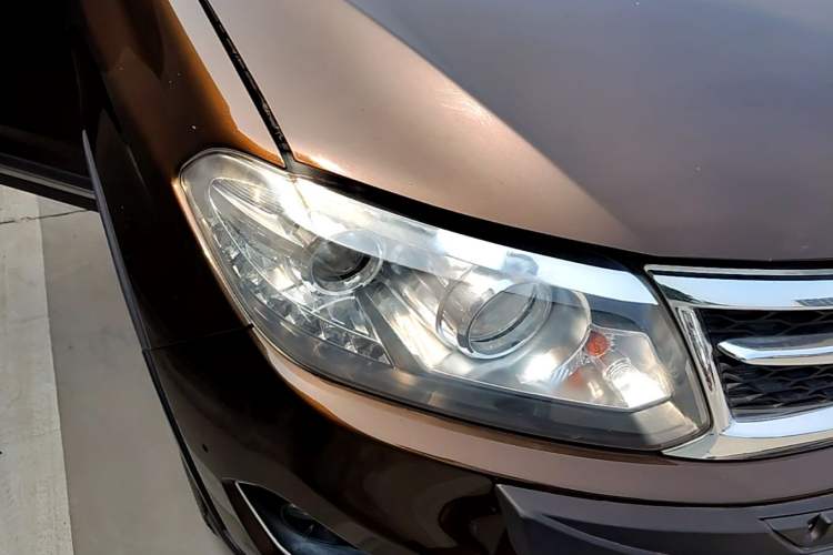 Used Chery Tiggo 5 2014 2.0L Manual Jia Yue Edition Right Front Headlight