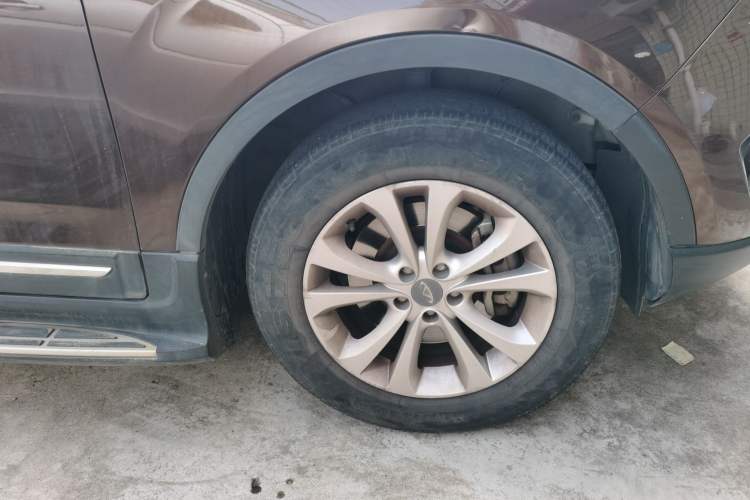 Used Chery Tiggo 5 2014 2.0L CVT Joyful Edition Right Front Wheel Hub