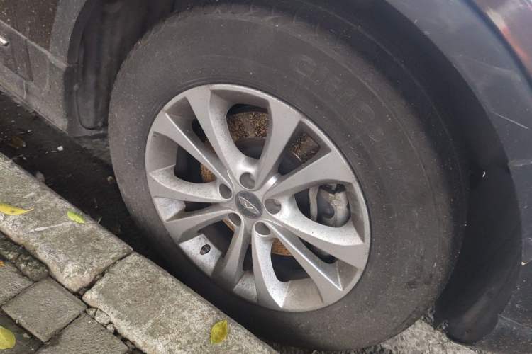 Used Chery Tiggo 5 2014 2.0L Manual Jia Yue Edition Right Front Wheel Hub