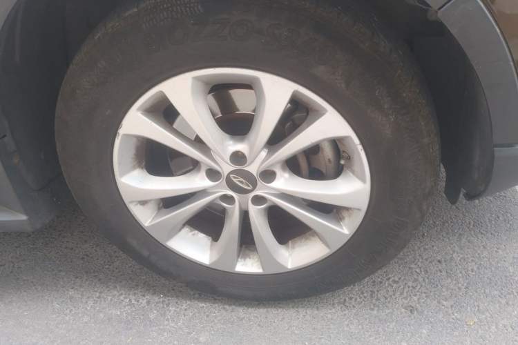 Used Chery Tiggo 5 2014 2.0L CVT Joyful Edition Right Front Wheel Hub