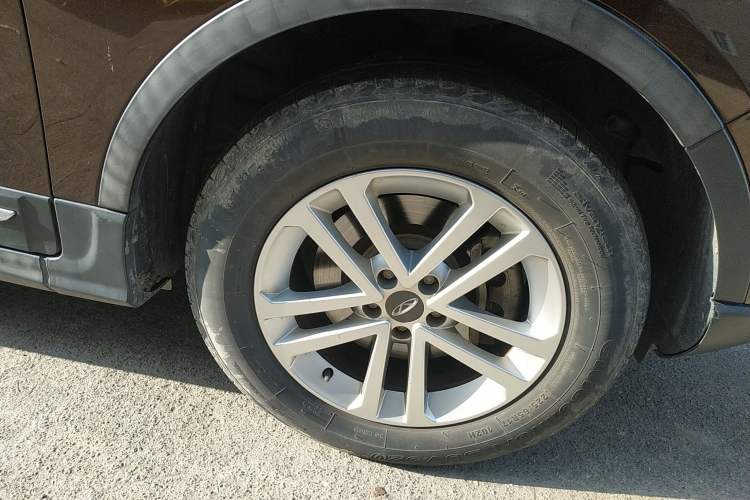 Used Chery Tiggo 5 2014 2.0L CVT Joyful Edition Right Front Wheel Hub