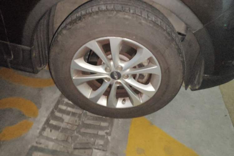 Used Chery Tiggo 5 2014 2.0L CVT Family Deluxe Edition Right Front Wheel Hub