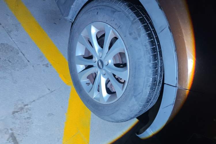 Used Chery Tiggo 5 2014 2.0L CVT Joyful Edition Right Front Wheel Hub